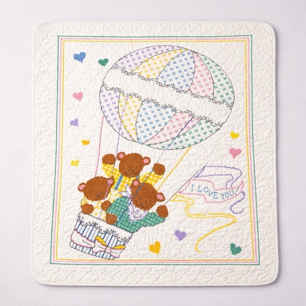 Vtg Handmade Embroidered Baby Quilt Teddy Bear Hot Air Balloon Nursery Keepsake